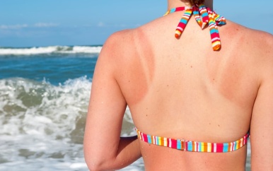Populaire Portugese badplaats voert bikiniverbod in tegen té naakte toeristen op straat: boetes tot 1500 euro
