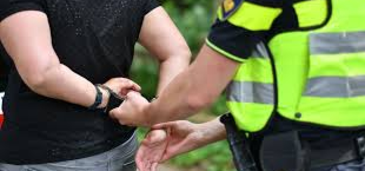 Vier aanhoudingen in witwasonderzoek, politie doorzoekt 29 panden