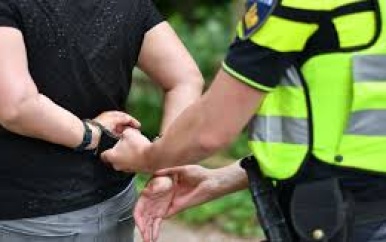 Vier aanhoudingen in witwasonderzoek, politie doorzoekt 29 panden