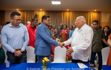 President spreekt waardering uit voor vertrekkende Paul Doth