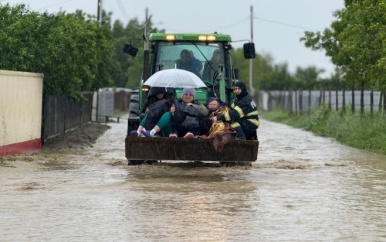 Zware overstromingen in Roemenië, bekende zoutmijn bedreigd