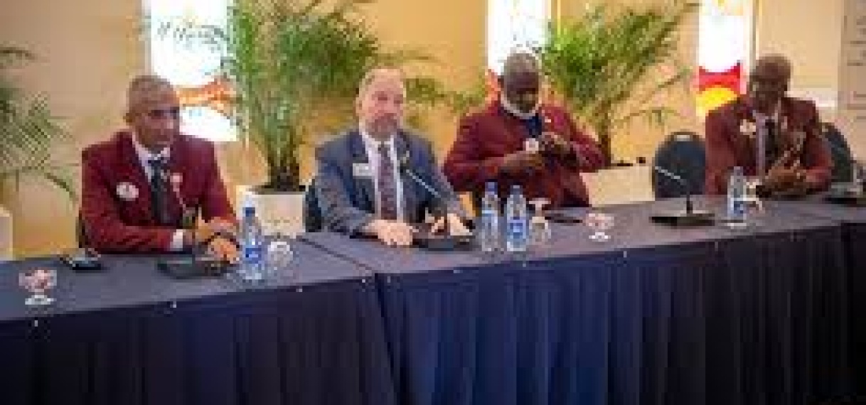 NJSSBOS brengt knelpunten studenten onder aandacht president Santokhi