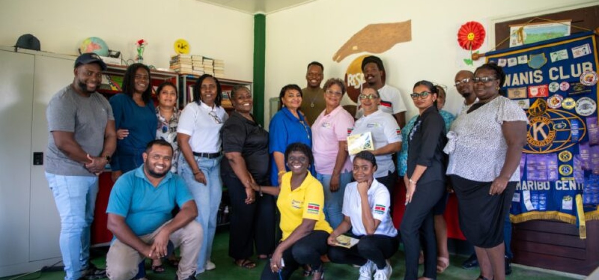 Muziek geeft jongeren in JCC nieuwe hoop: Kiwanis rondt project Dedication af