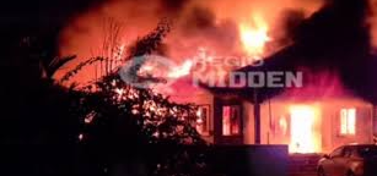 Woningbrand aan de Sewnarainweg