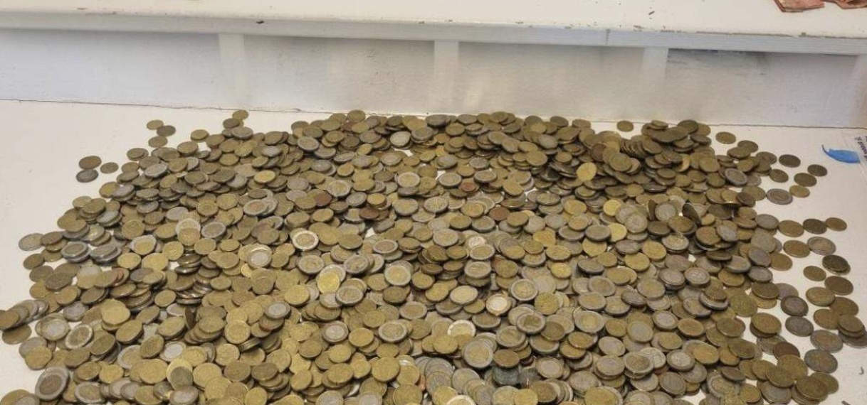 Dakloze wildpoeper in Amsterdam opgepakt met 13.400 euro cash op zak