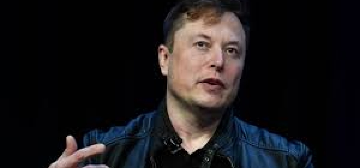 Elon Musk ontslaat vertrouweling vanwege dalende verkoopcijfers Tesla