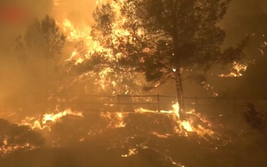 Grote natuurbranden in Frankrijk en Spanje, leger ingezet in Catalonië