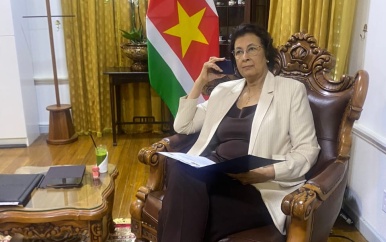 De Verenigde Staten feliciteert president Simons en bevestigt ondersteuning