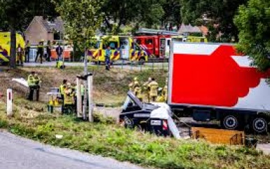 Ruim drie jaar cel voor vrachtwagenchauffeur die zeven mensen doodreed in Nieuw-Beijerland