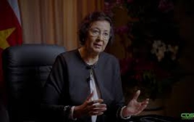 President Geerlings-Simons positief over eerste werkweek als staatshoofd
