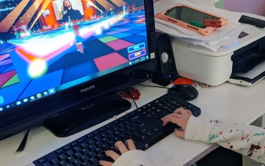 ‘Nederlandse kinderen actief in chatgroepen voor seksuele afpersing en geweld’