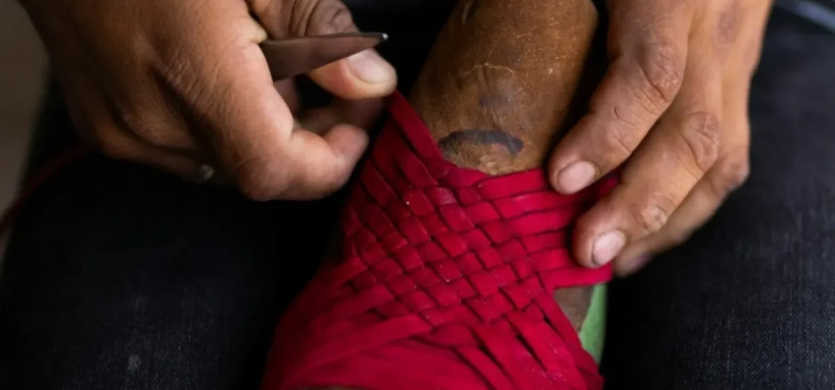 Adidas door het stof voor plagiaat Inheemse Mexicaanse slippers
