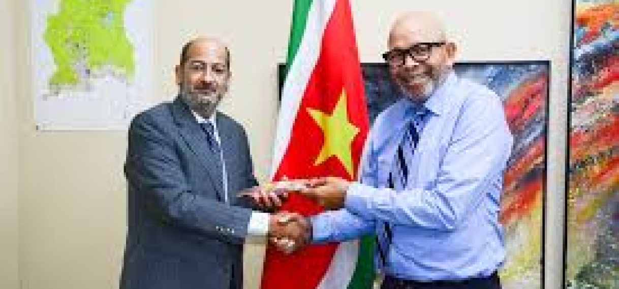 Spaans taalonderwijs in Suriname krijgt internationale steun