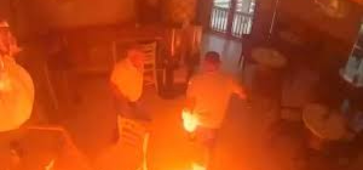 Man steekt bar in Sevilla in brand omdat hij geen mayonaise bij broodje krijgt
