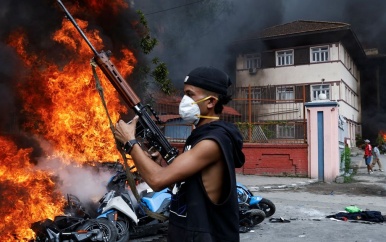 UPDATE: Parlementsgebouw in Nepal in brand gestoken, honderden gevangenen ontsnapt