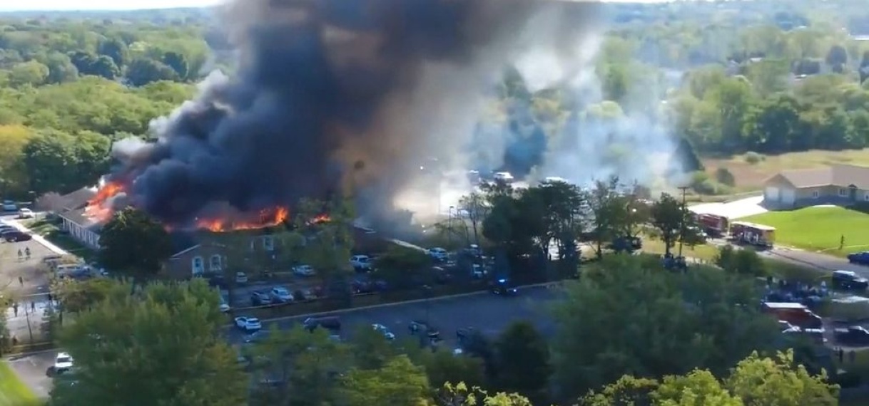 Vijf doden bij aanslag op kerk VS, kerkgebouw in brand