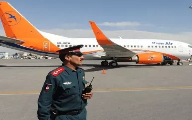 13-jarige jongen uit Afghanistan verstopt zich in landingsgestel en overleeft wonderwel