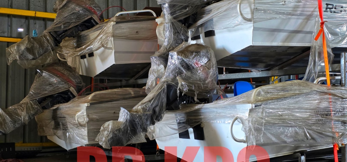 Recherche Paramaribo neemt vijf “Aid China” boten in beslag