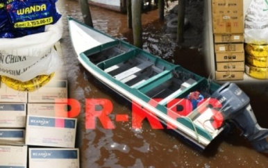 Boot met bromfietsonderdelen in beslag genomen bij Clara Sluis