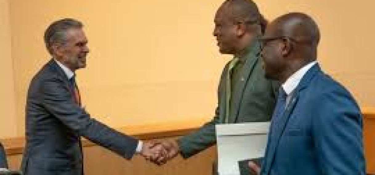 Suriname en Nederland willen samenwerking verder intensiveren