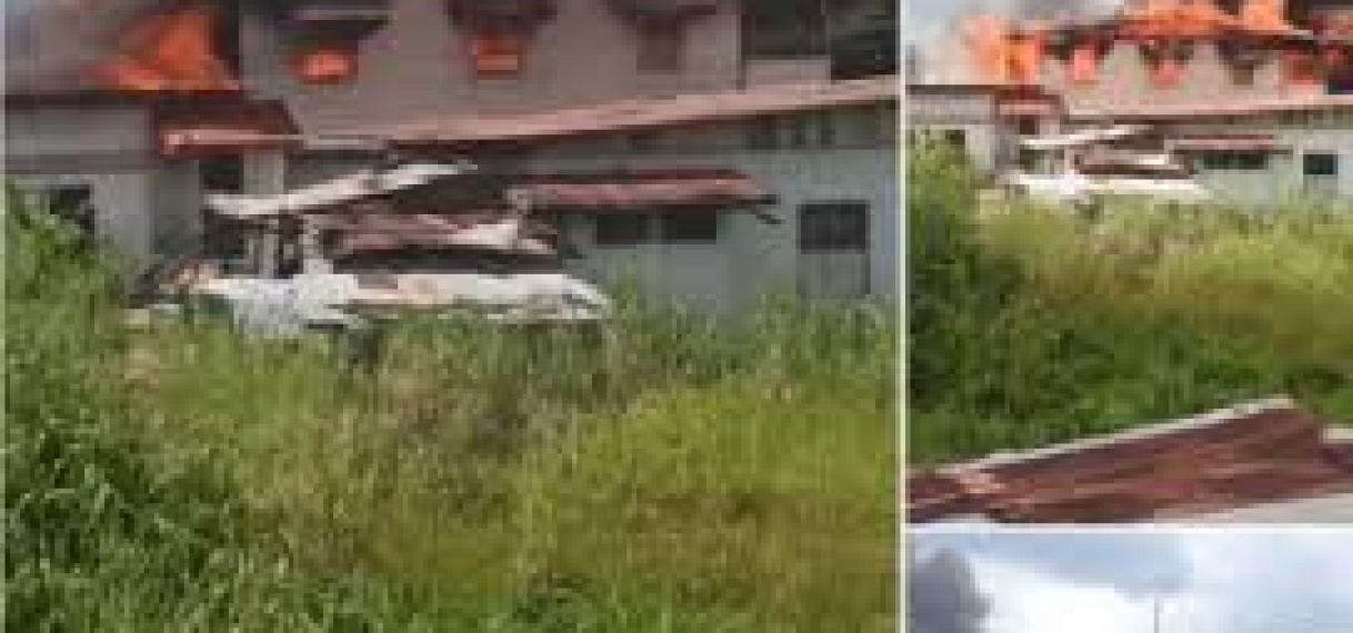 Hoogbouwwoning in Wanica verwoest door brand