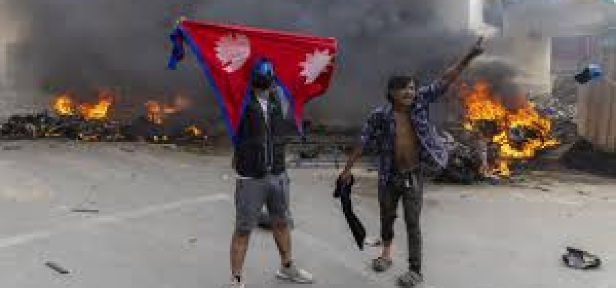 Nepalese premier stapt op na dodelijke protesten om verbod sociale media