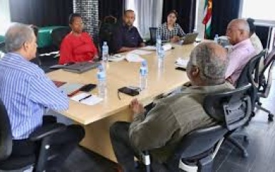 Newmont Suriname presenteert toekomstplannen aan ministerie van Volksgezondheid, Welzijn en Arbeid