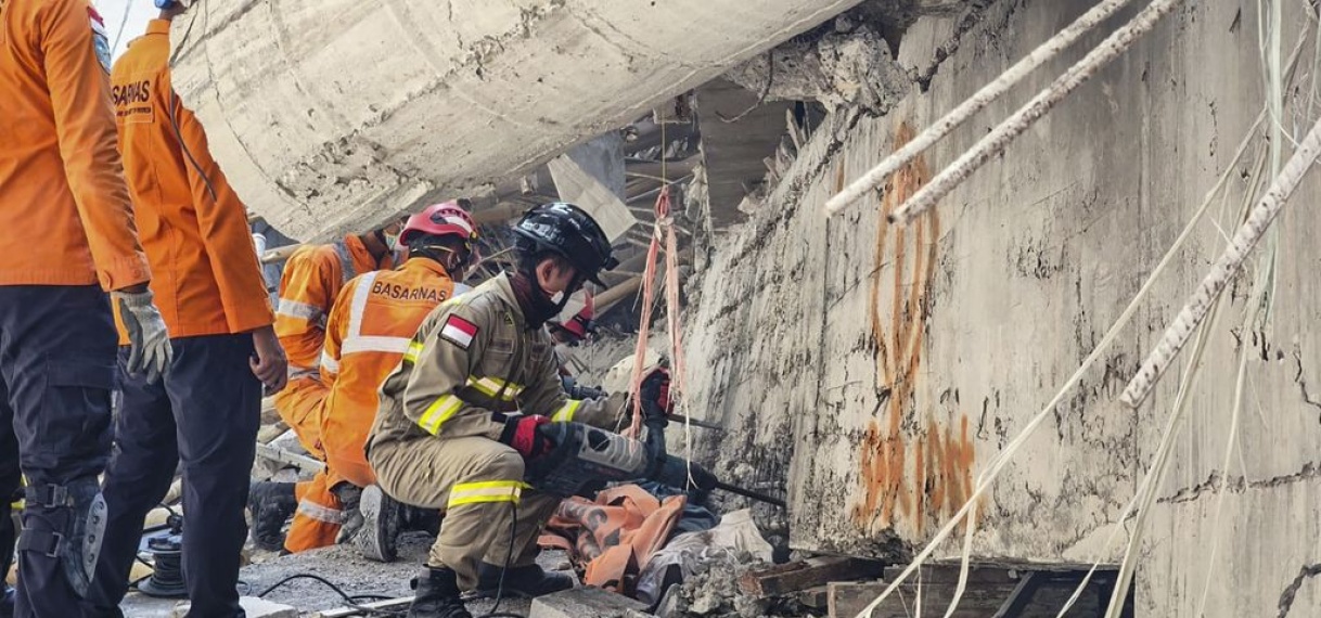 UPDATE: Dodental na instorten school Indonesië opgelopen tot negen
