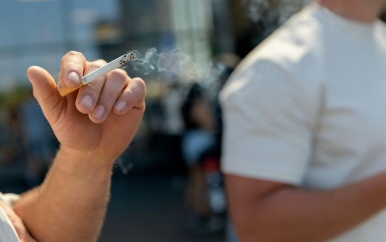 Tabakscontrole op tankstations levert agressie op: ‘motivatie verdwijnt zo’