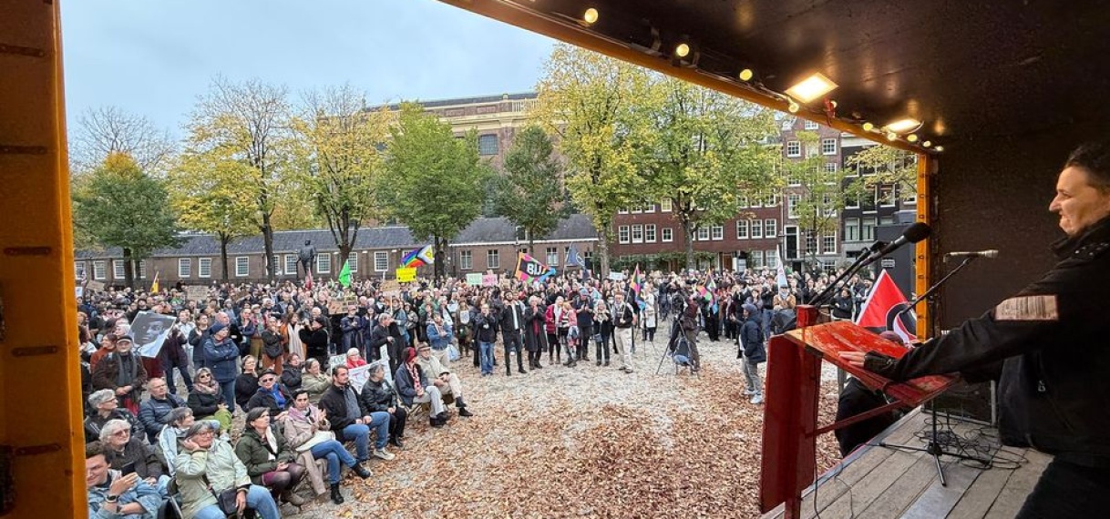 29 aanhoudingen bij anti-immigratieprotest Amsterdam