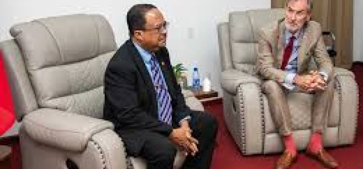 Ambassadeur Oostelbos bespreekt visumvrij reizen en Makandra 2.0 met vicepresident Rusland