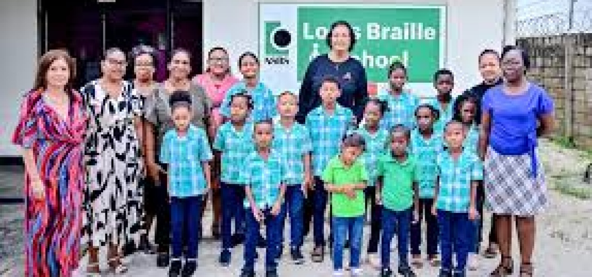 President Simons erkent maatschappelijk belang instellingen voor kinderen met hulpvraag