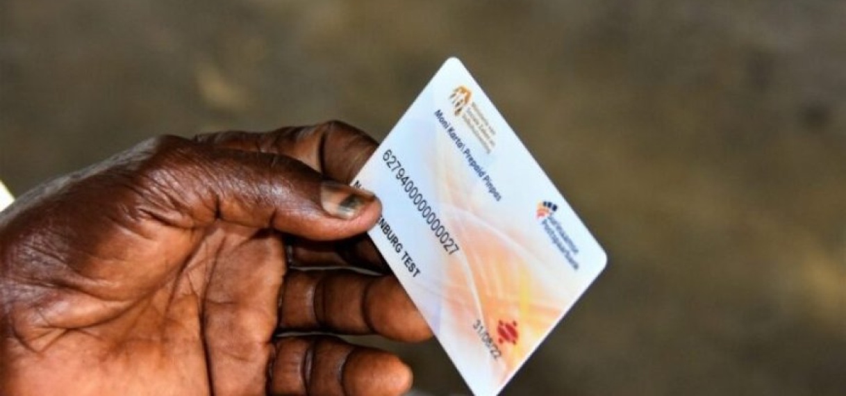 Minister Pokie: “administratie Moni-Karta-project is een rommel”