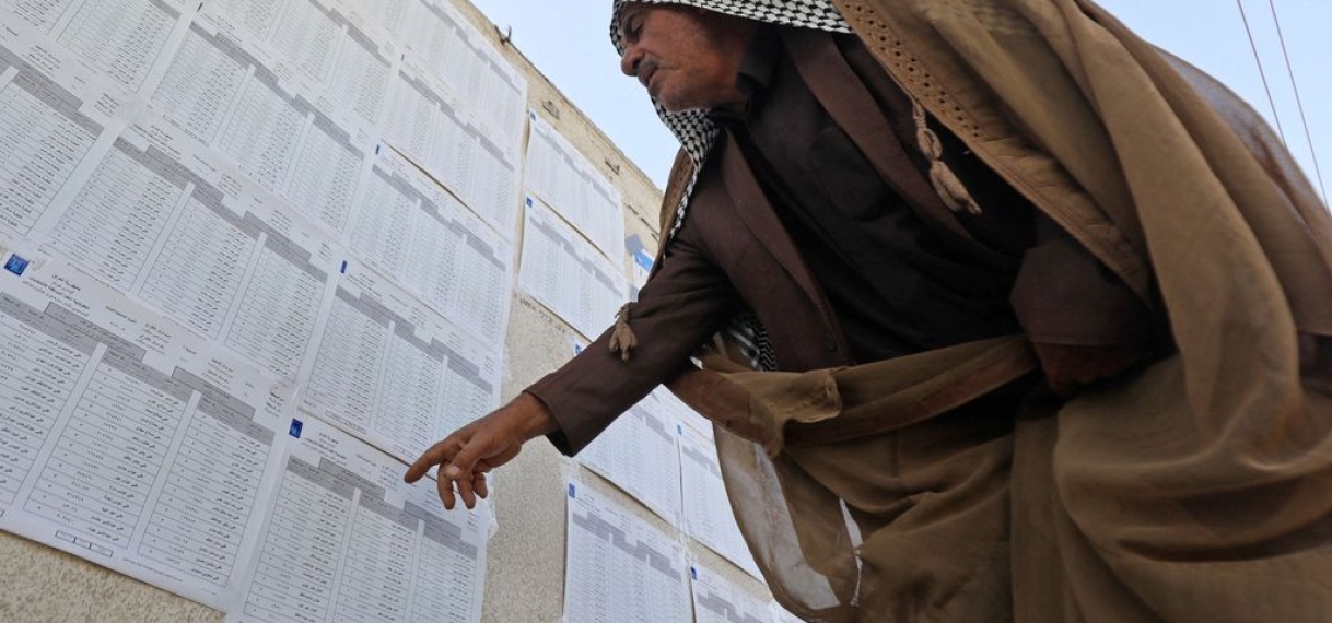 Irak stemt terwijl VS en Iran strijden om invloed