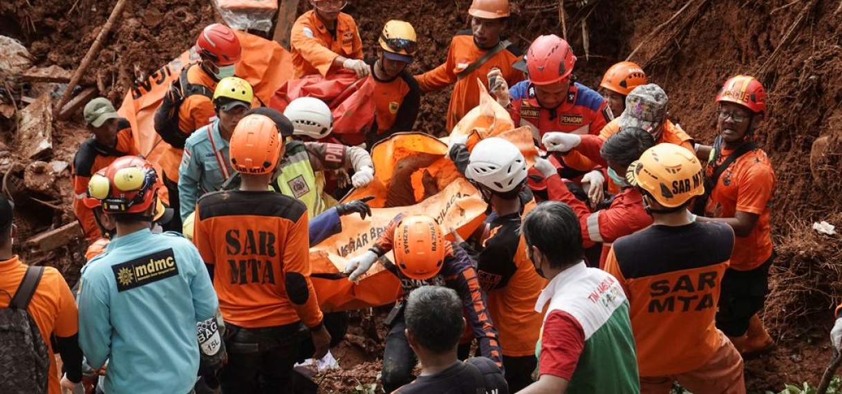 UPDATE: Dodental aardverschuivingen Midden-Java opgelopen naar achttien