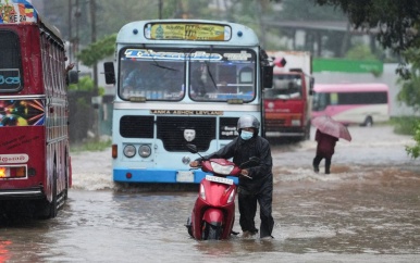 UPDATE: Dodental Sri Lanka door orkaan stijgt naar 56; scholen dicht