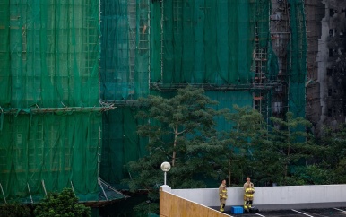 UPDATE: Drie dagen rouw in Hongkong na verwoestende flatbrand