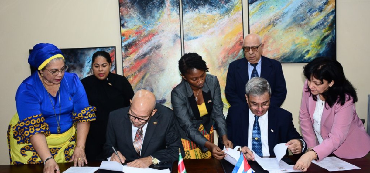 Suriname en Cuba vernieuwen samenwerking op het gebied van hoger onderwijs