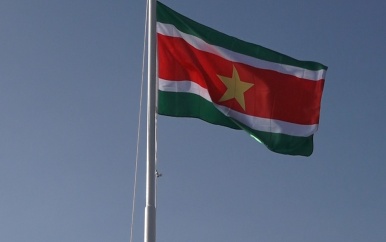 Vlaggenparade keert terug op basisscholen