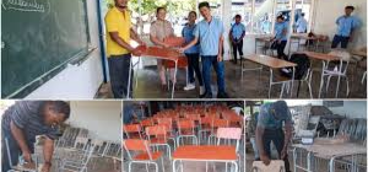 Mulo Von Freyburg ontvangt gerenoveerd meubilair van commissariaat Saramacca