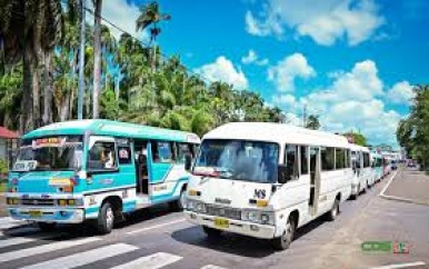 Herregistratie particuliere lijnbussen gaat door