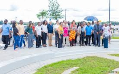 Gerenoveerde Waterkant moet startsein zijn voor stralend historisch Paramaribo