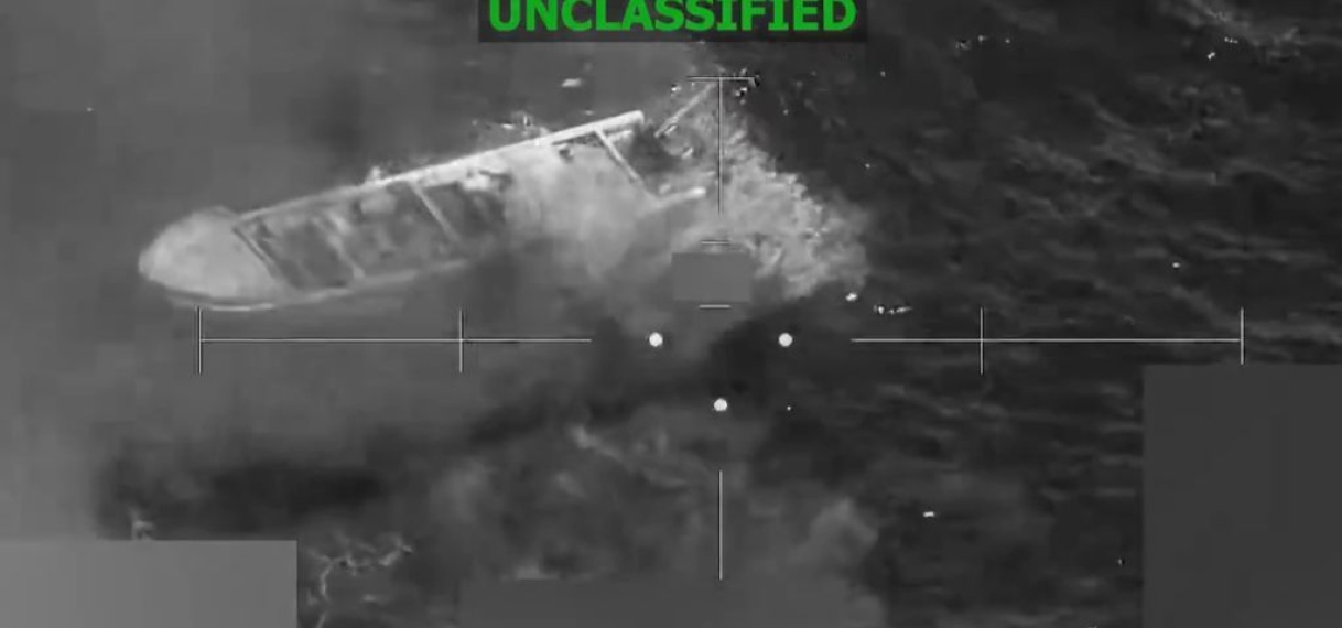 VS voert luchtaanvallen uit op drie schepen in Stille Oceaan: acht doden