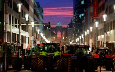 Honderden boeren blokkeren de straten in Brussel vanwege Mercosurdeal