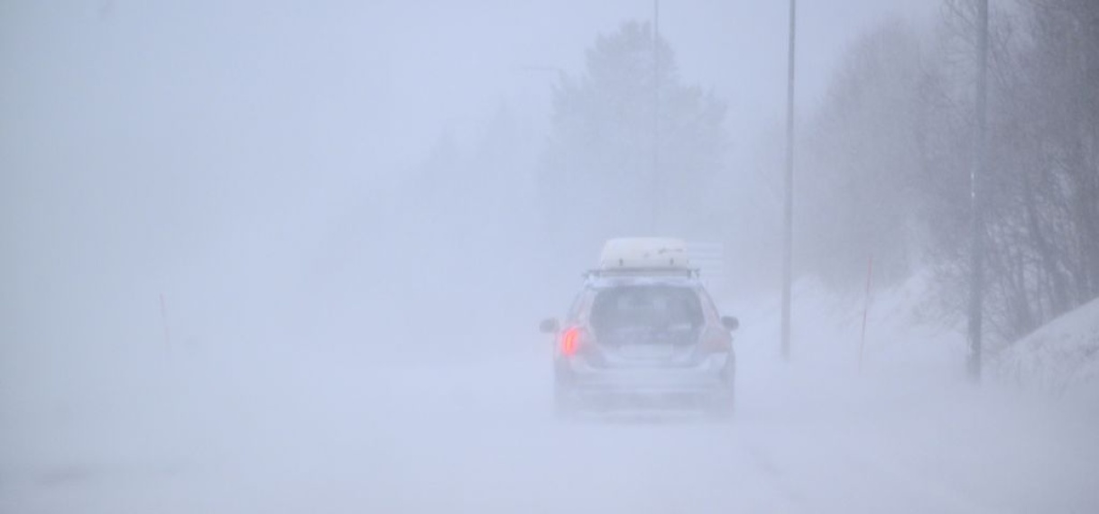 Storm in Zweden en Finland voorbij, veel wegen onbegaanbaar