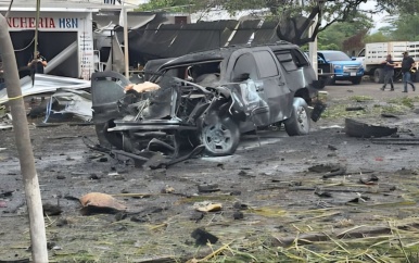 Dodental van aanslag bij politiebureau Mexico naar zes