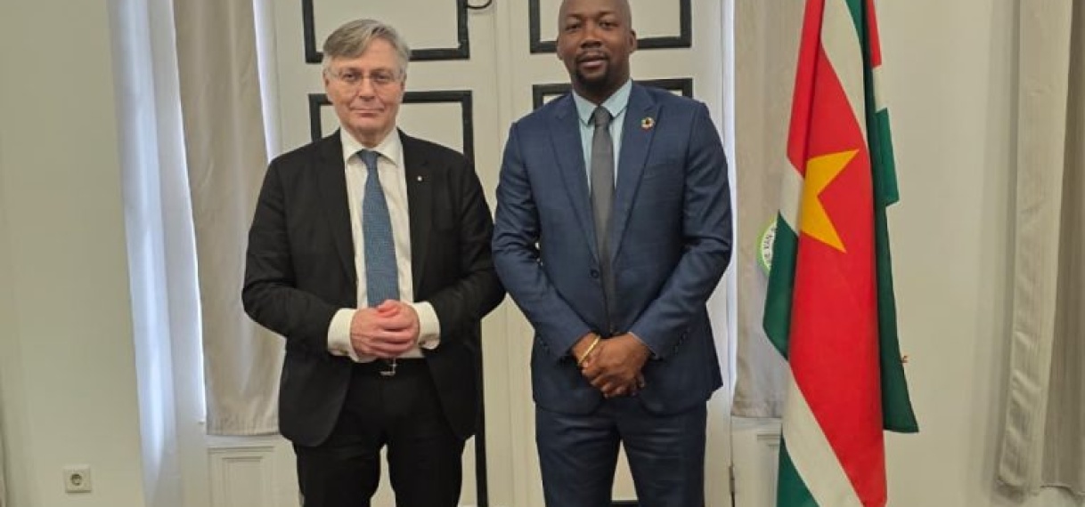 Ambassadeur van Finland en minister Abiamofo verkennen samenwerkingsmogelijkheden