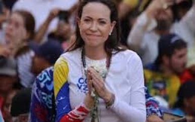 Venezolaanse Machado legt toch ‘gevaarlijke’ reis af om Nobelprijs op te halen