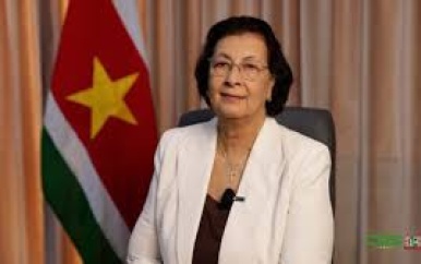 President dankt natie voor viering 50 jaar Srefidensi