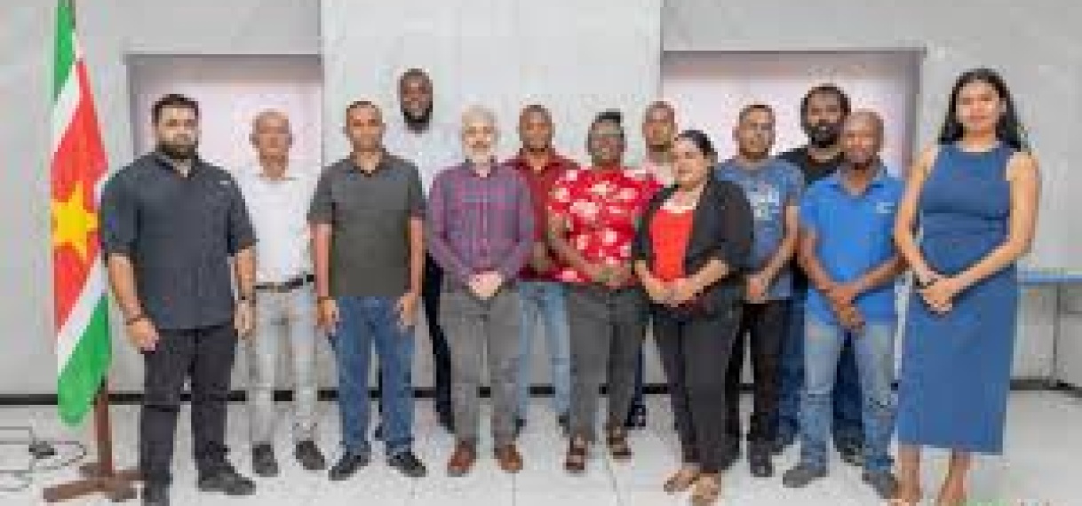 Personeel Luchtvaart- en Meteodienst getraind in verbeteren luchtvaartveiligheid